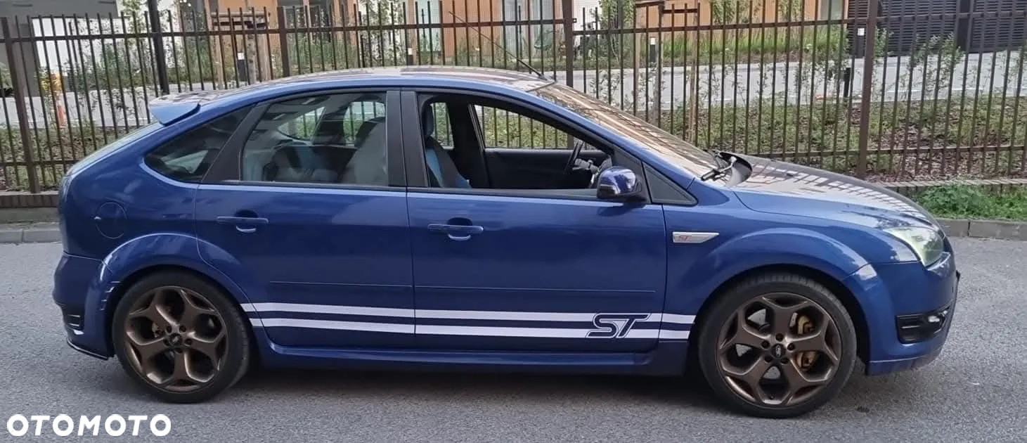 Ford Focus 2.5 ST - 2