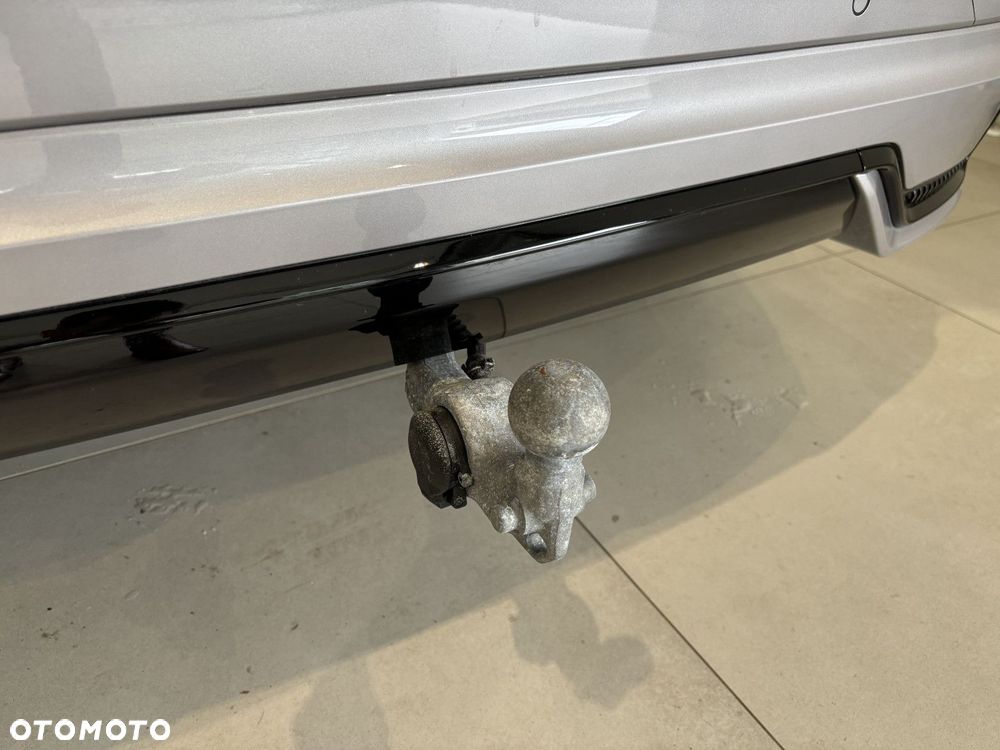 Volvo XC 60 - 30