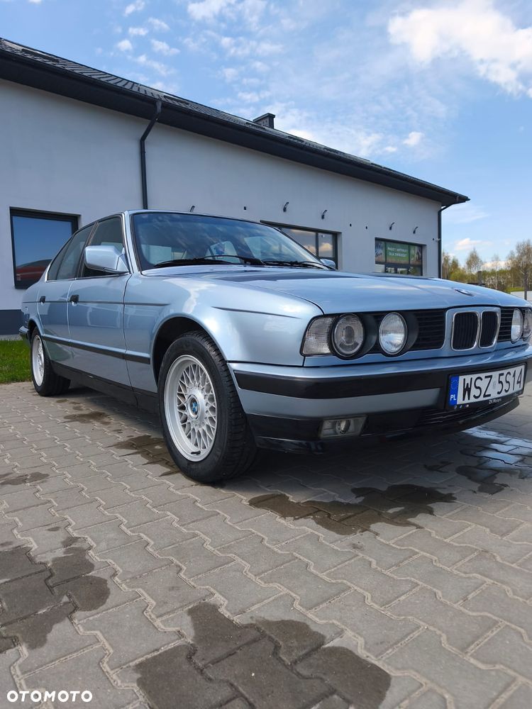 BMW Seria 5 520i - 12