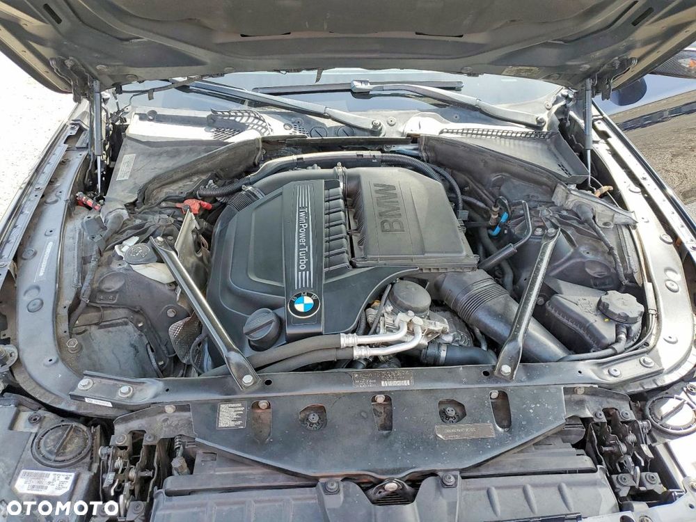 BMW Seria 5 535i - 11