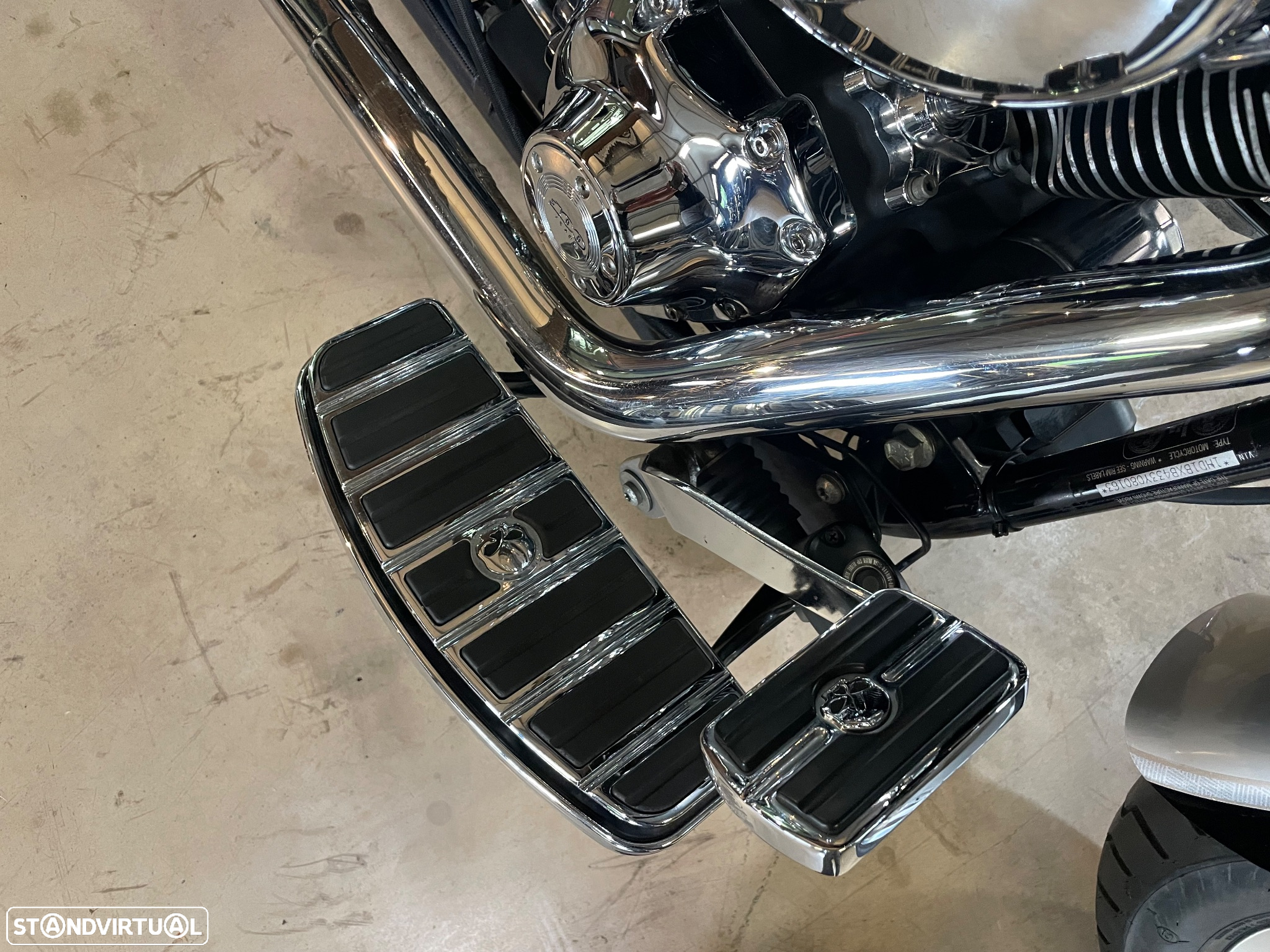 Harley-Davidson Fat Boy FLSTF Softail - 9