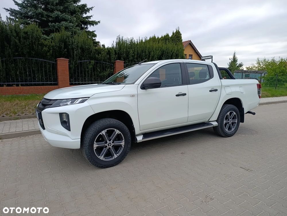 Mitsubishi L200 Pick Up 4x4 S&S Autm Double Cab Plus - 3