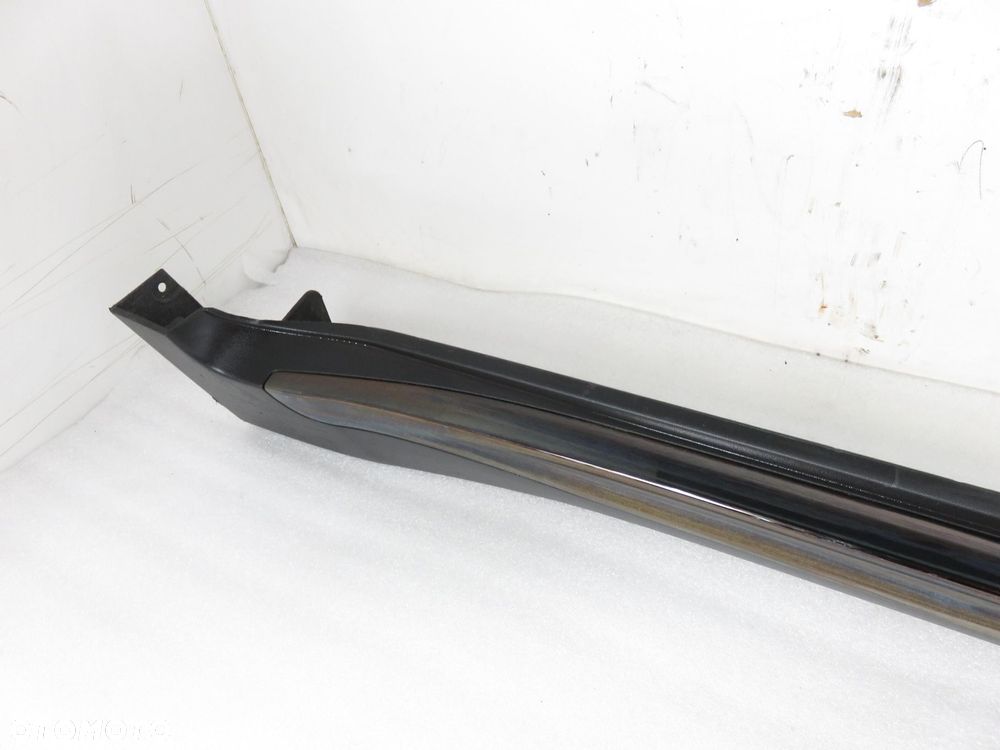 LISTWA PROGOWA PRAWA KIA SPORTAGE 87754F1110 - 5