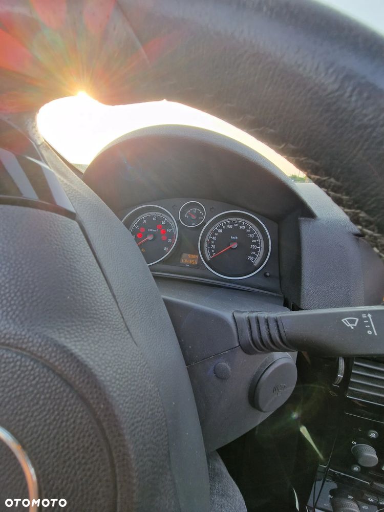 Opel Astra 1.6 Enjoy - 11