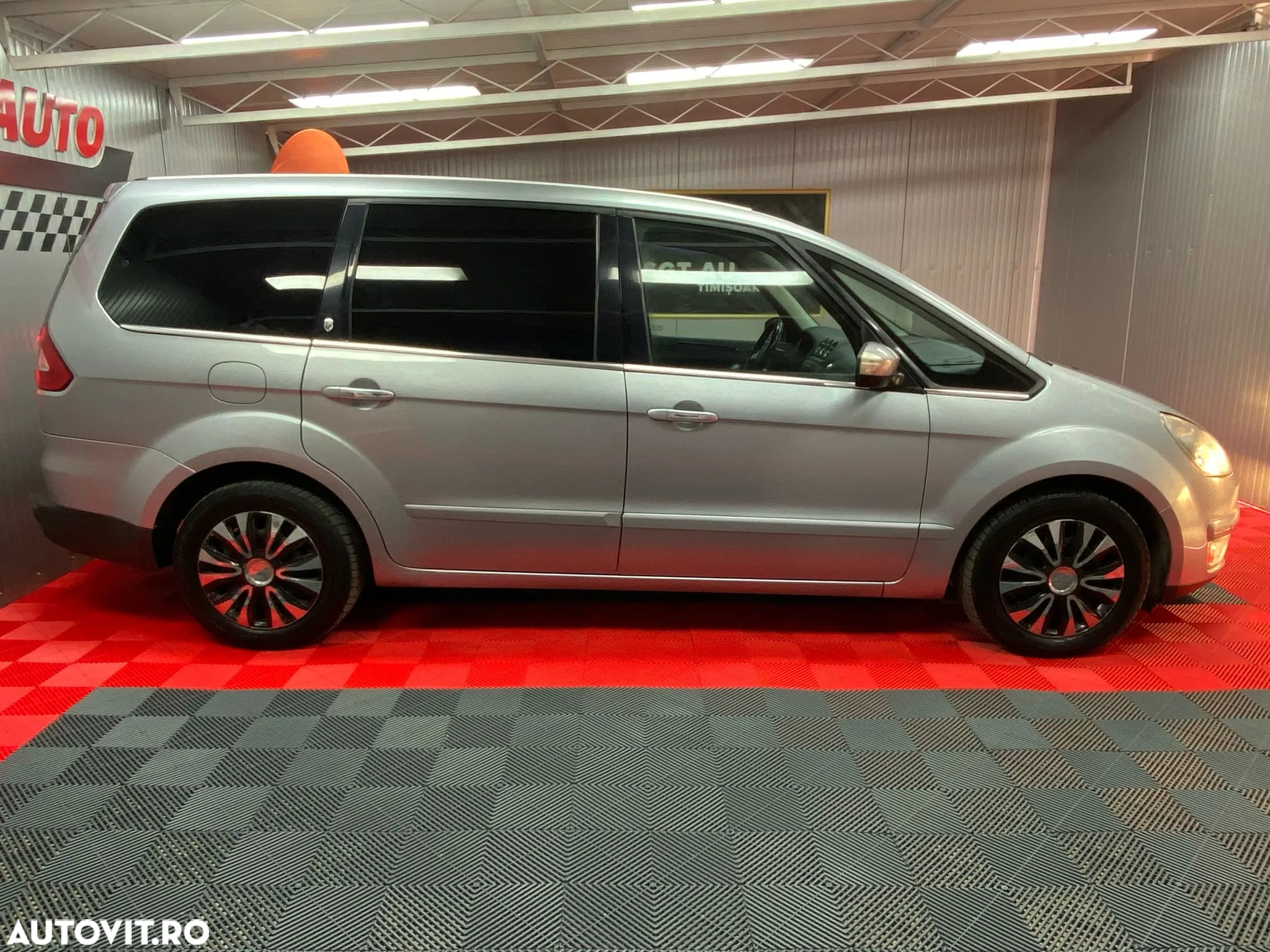 Ford Galaxy 2.0 TDCi DPF Aut. Ghia - 22