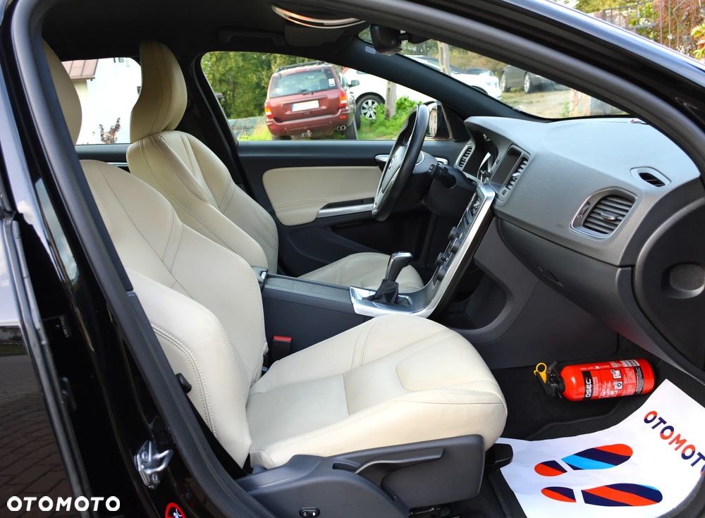 Volvo V60 D4 Drive-E Summum - 6