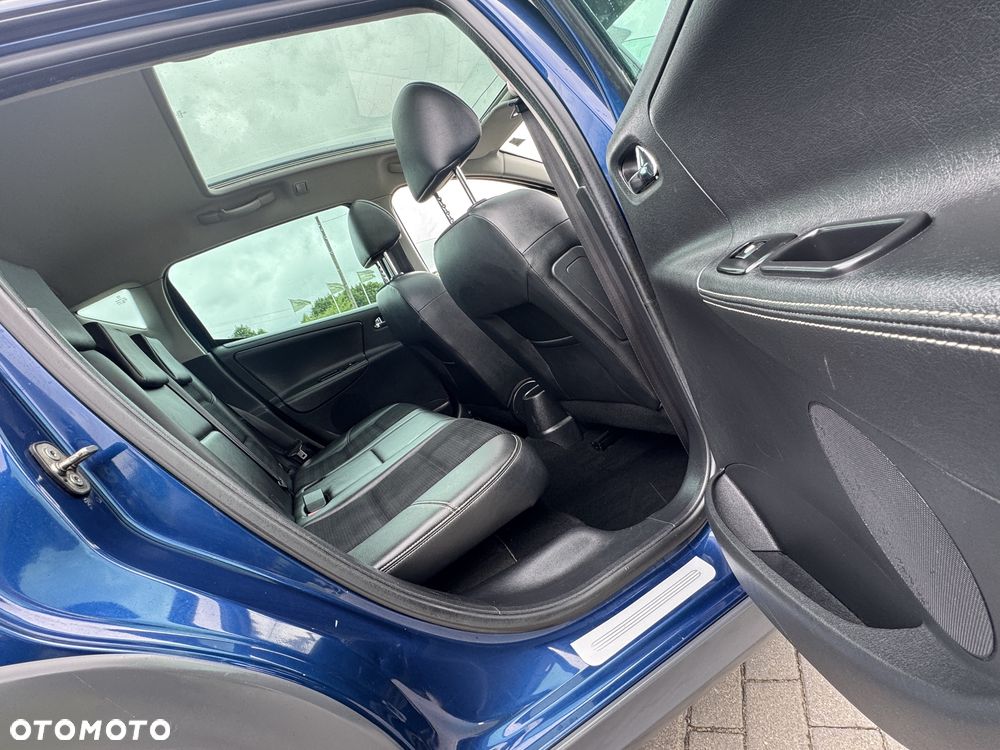 Peugeot 207 - 6