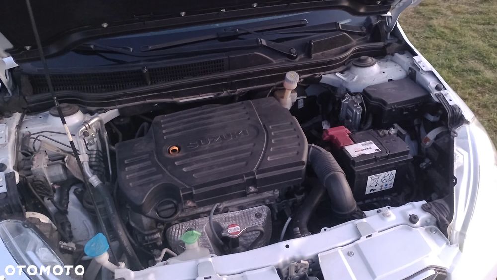Suzuki SX4 1.6 Premium - 10