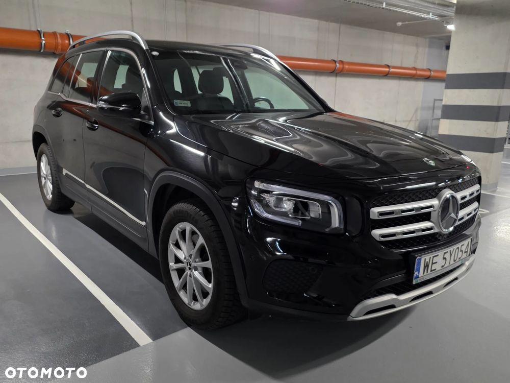 Mercedes-Benz GLB 200 7G-DCT - 4