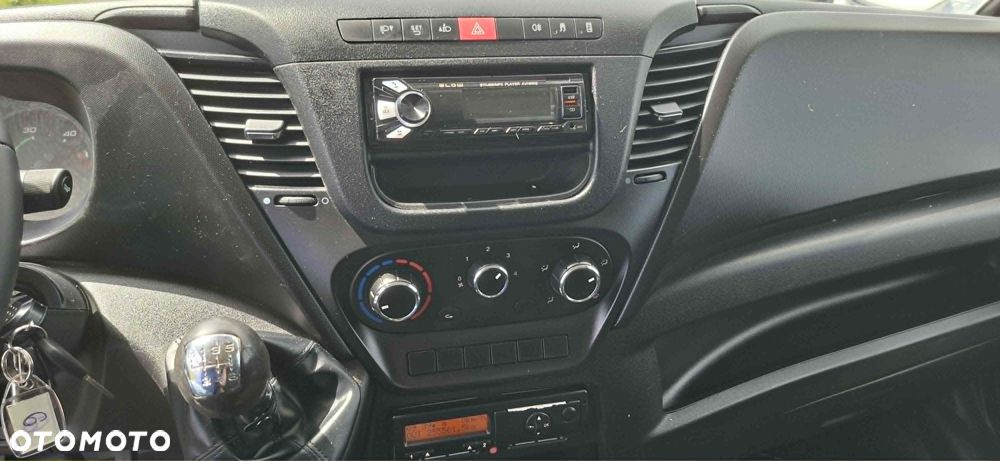 Iveco 35C15, 35C14, 35C13,60C15, 70C15 - 12