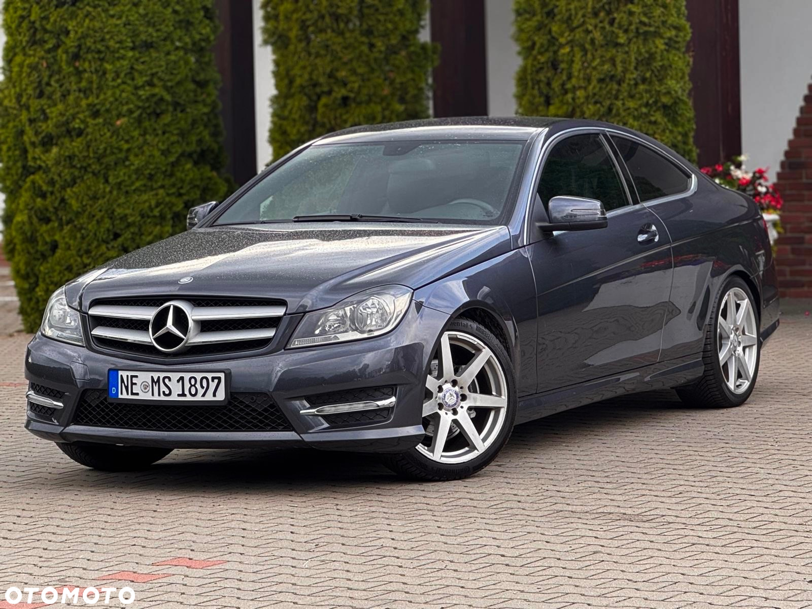 Mercedes-Benz Klasa C 180 AMG Line - 2