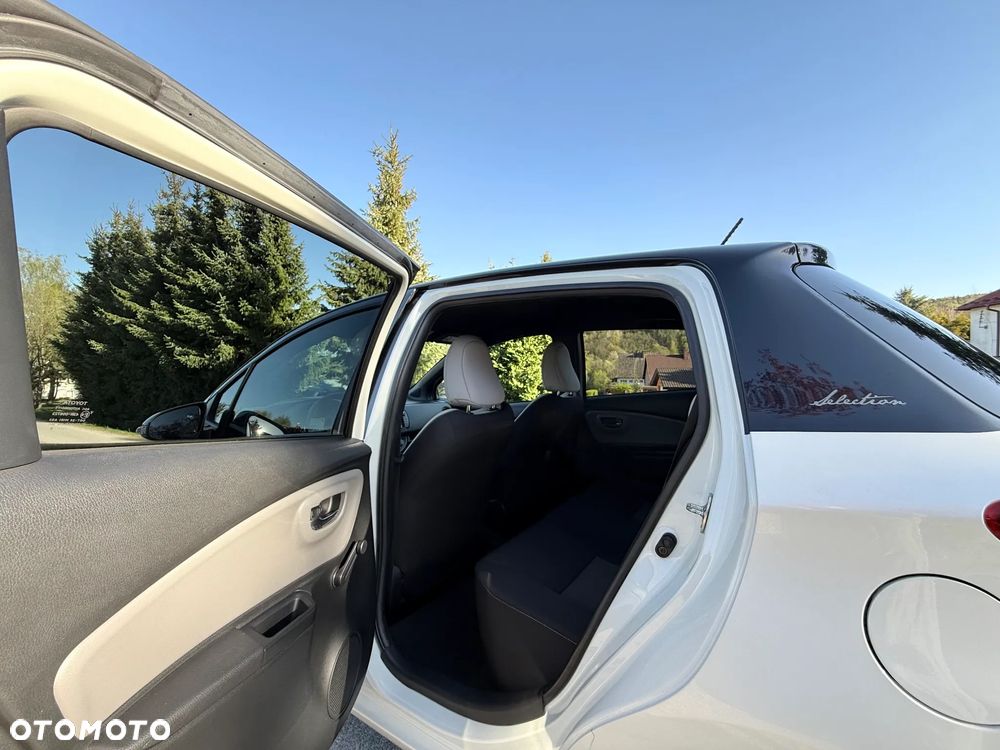 Toyota Yaris 1.33 Selection Vibe - 22