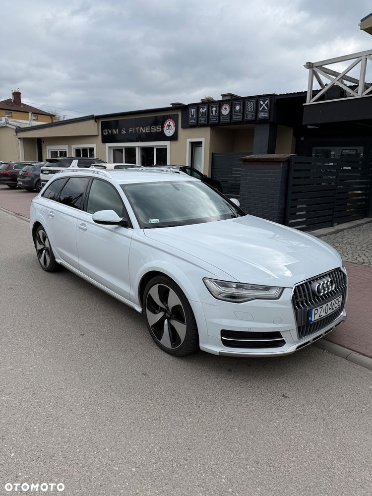 Audi A6 Allroad - 22