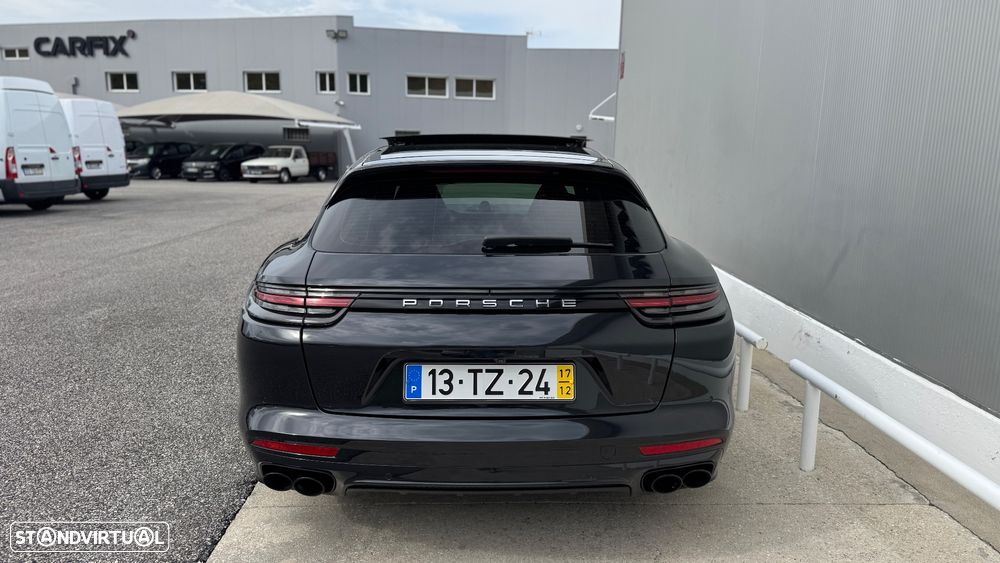 Porsche Panamera Sport Turismo Turbo - 23