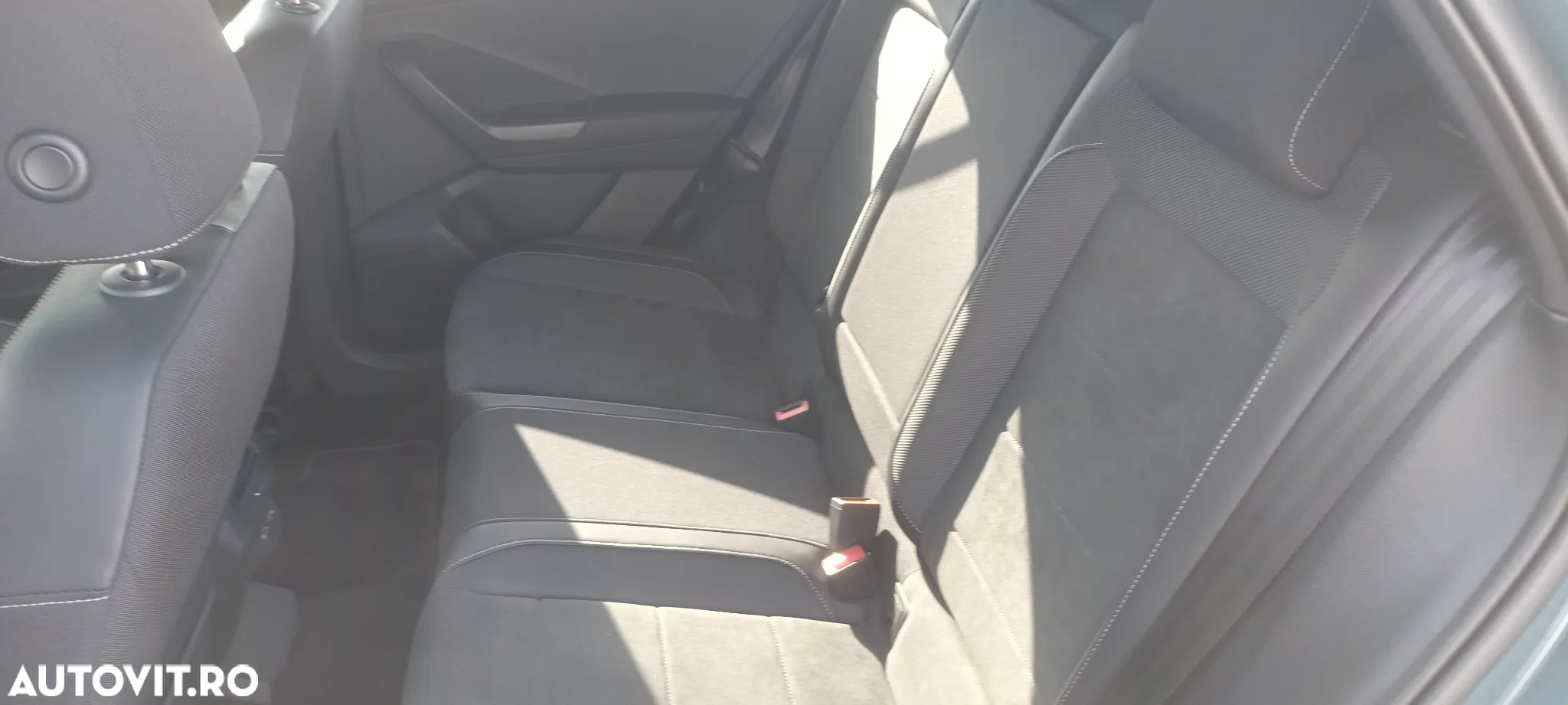 Volkswagen T-ROC 2.0 TDI DSG Style - 10