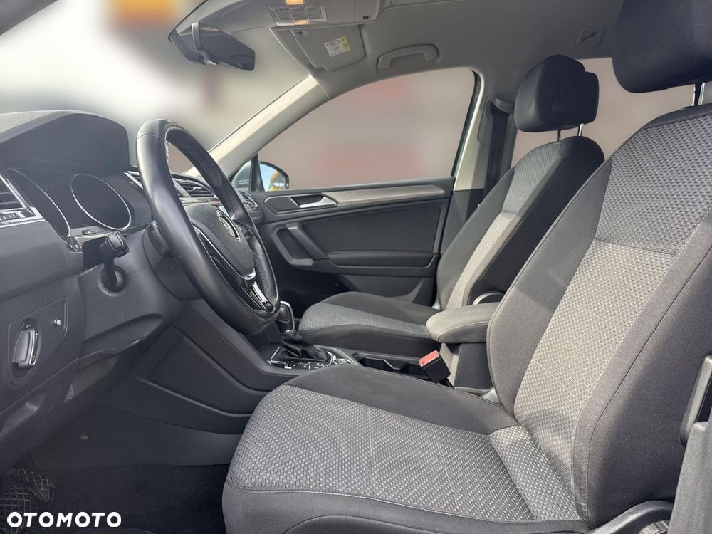 Volkswagen Tiguan - 15