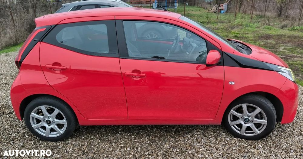 Toyota Aygo 1.0 VVY-I 5 usi X-connect - 11