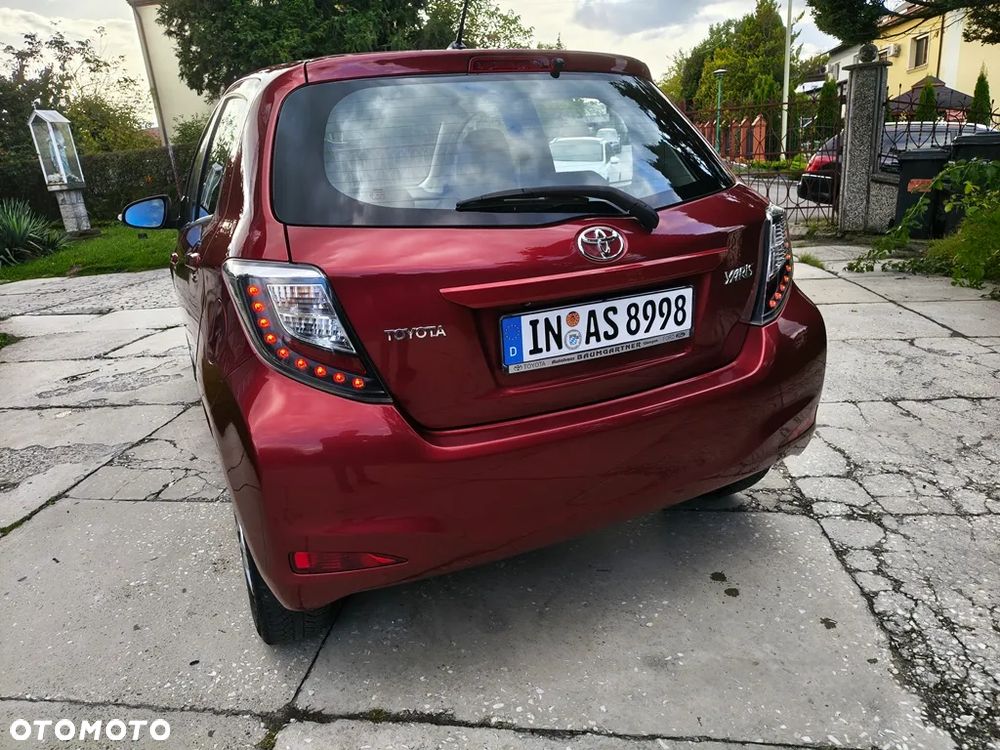 Toyota Yaris 1.33 VVT-i Edition 2014 - 6