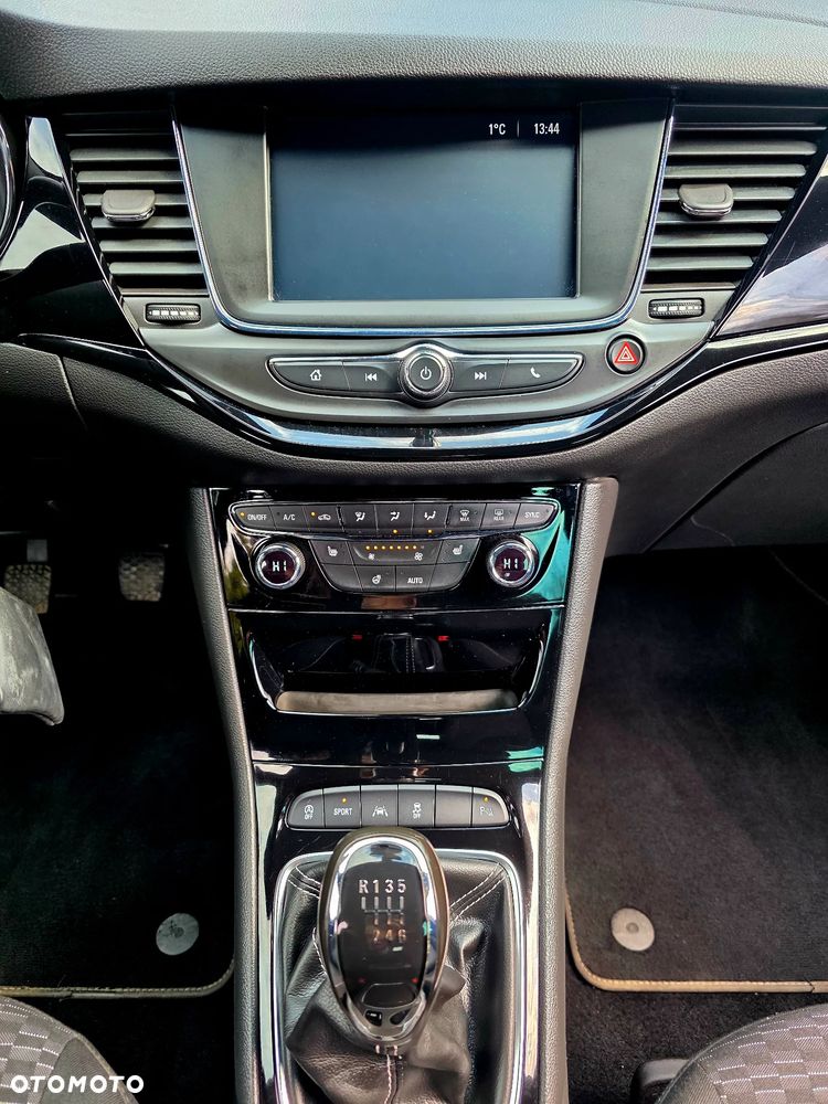 Opel Astra 1.4 T Elite S&S - 15