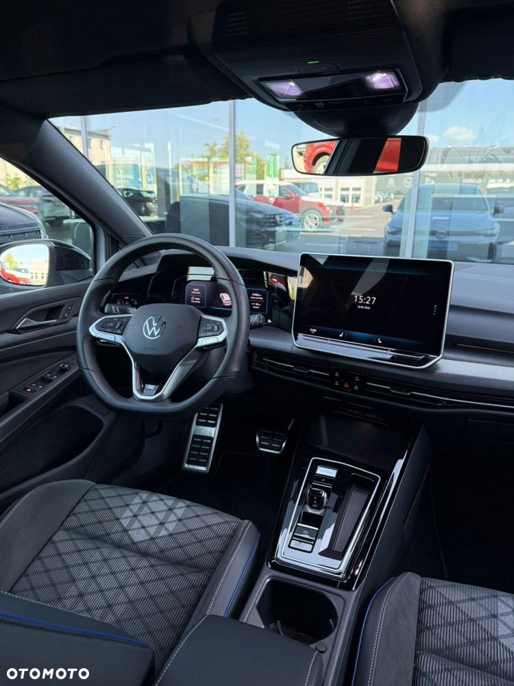Volkswagen Golf 1.5 eTSI mHEV R-Line DSG - 25