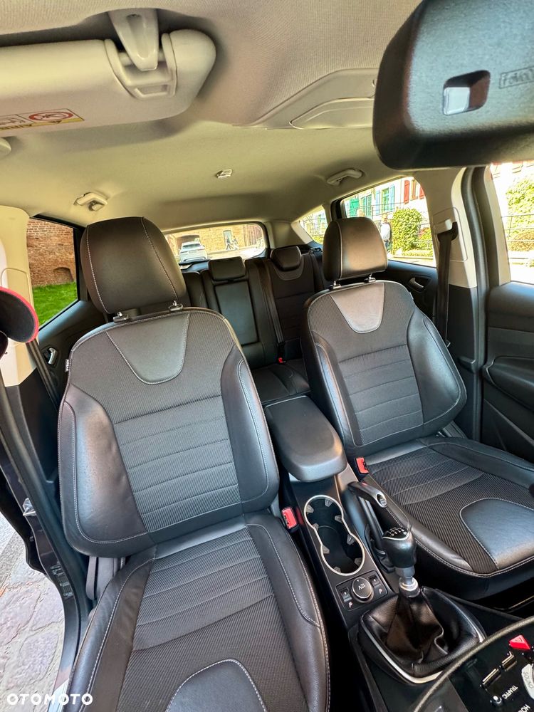 Ford Kuga 2.0 TDCi 4WD Trend - 24