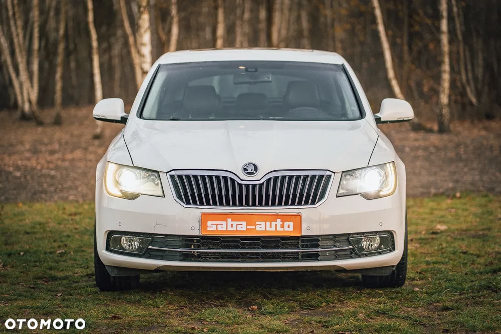 Skoda Superb 1.6 TDI Exclusive - 2