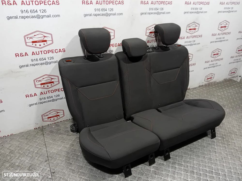 Conjunto de Bancos BMW Série 1 F20 LCI Sport em Tecido Original - 6