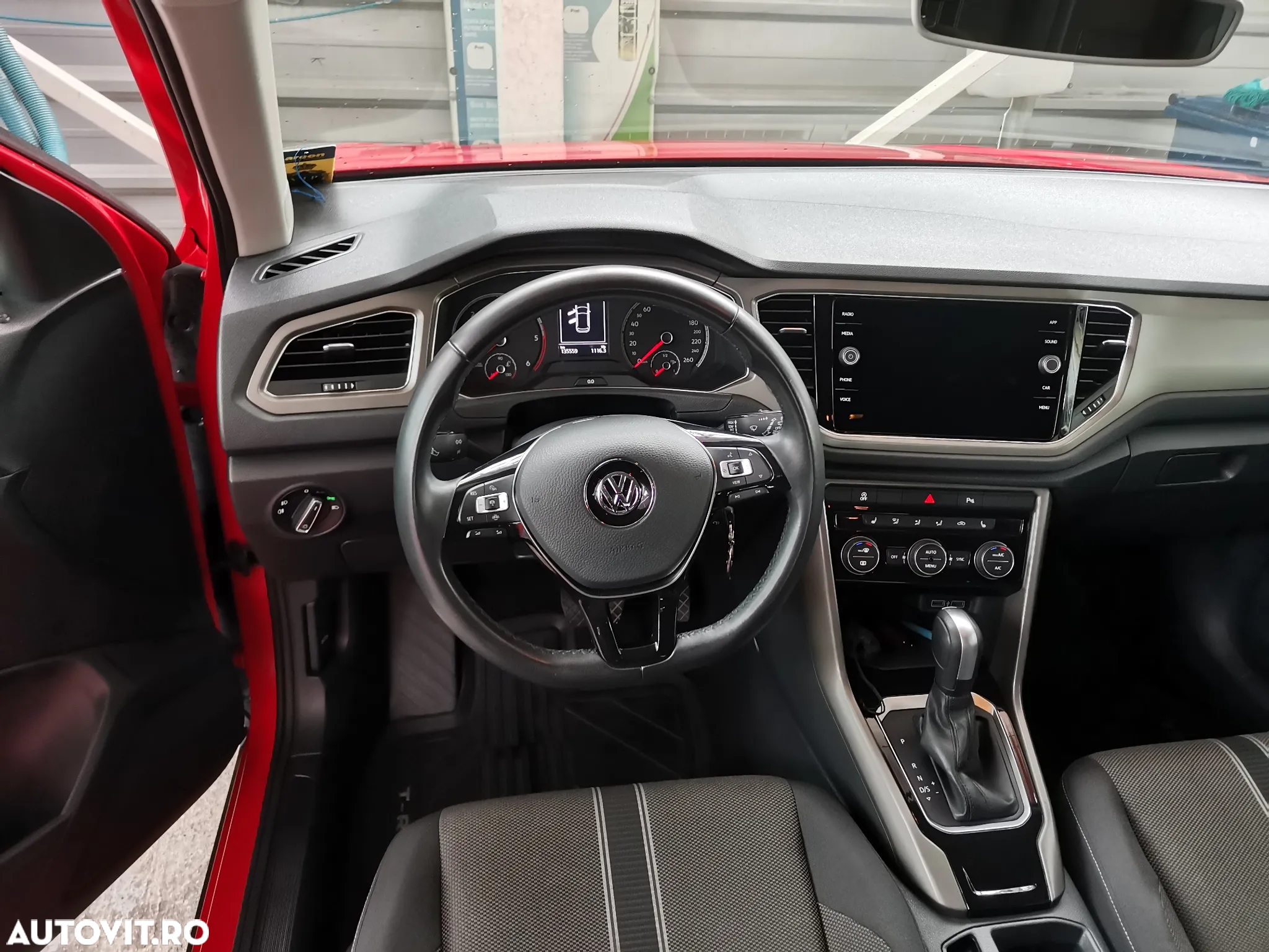 Volkswagen T-ROC 2.0 TDI DSG Design - 12