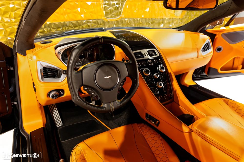 Aston Martin Vanquish Touchtronic 2 - 33