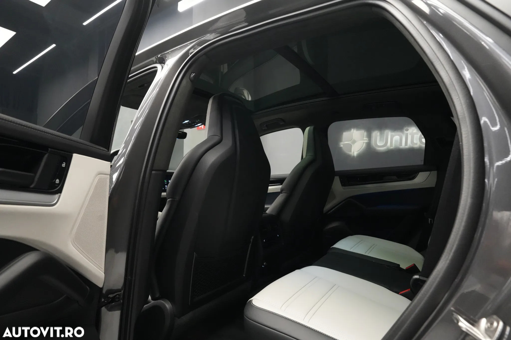 Porsche Cayenne GTS - 29
