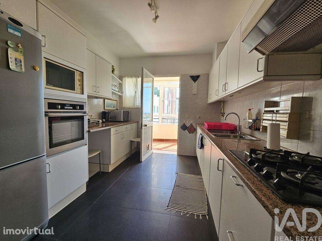 Apartamento T2 em São Martinho de 90,00 m2 - Grande imagem: 2/10