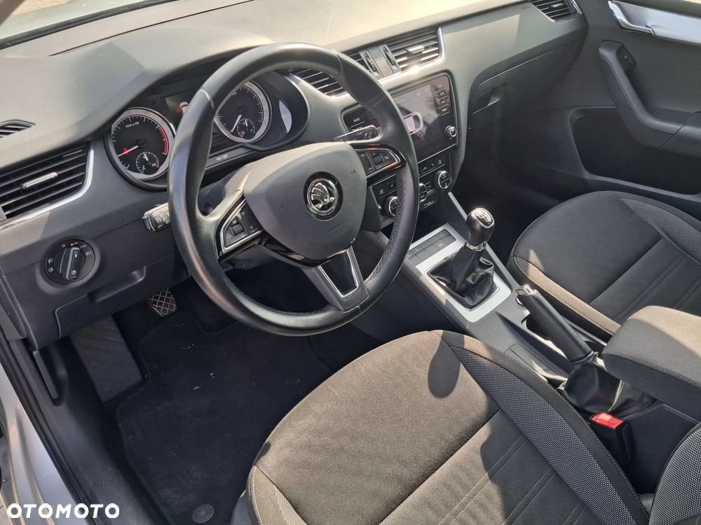 Skoda Octavia 1.0 TSI GPF Ambition - 6