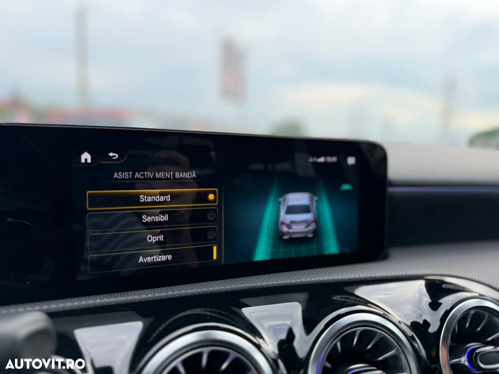 Mercedes-Benz A 250 e 8G-DCT - 32
