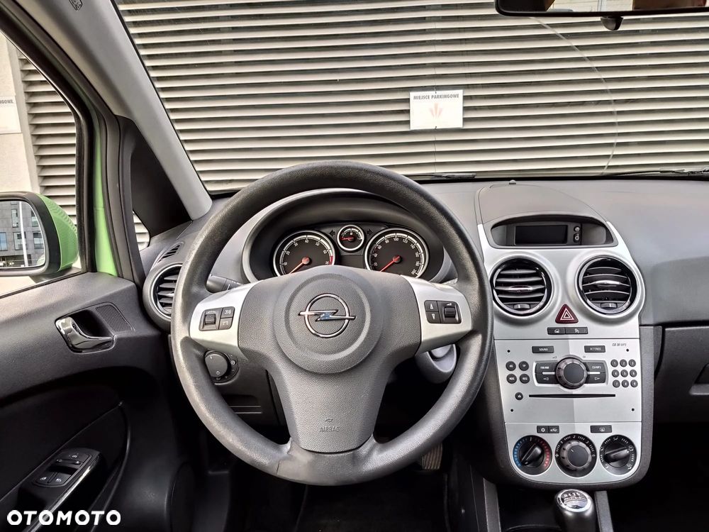 Opel Corsa 1.2 16V Color Edition - 15