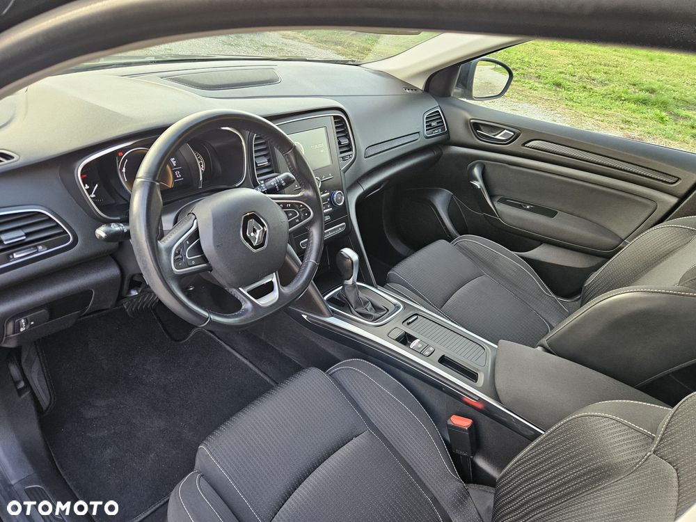 Renault Megane TCe 140 GPF EDC TECHNO - 26