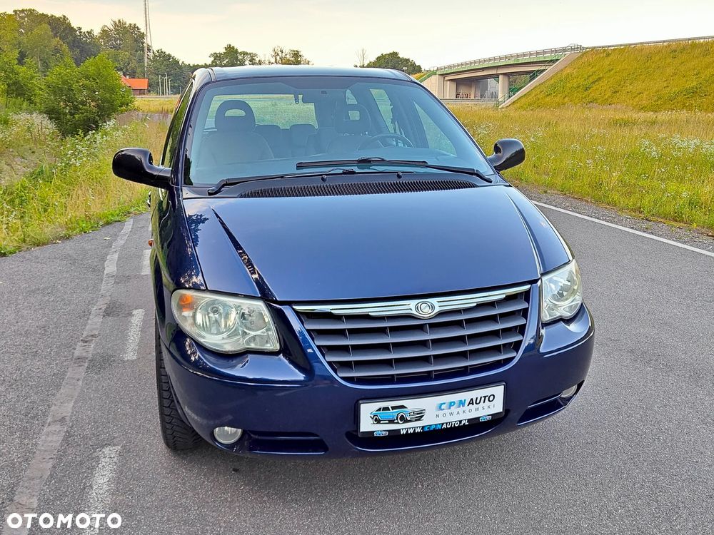Chrysler Grand Voyager - 16