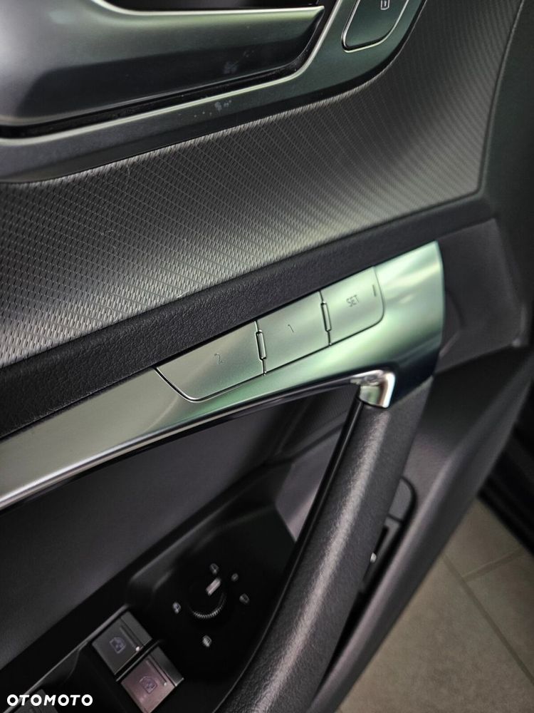 Audi A6 Avant - 10