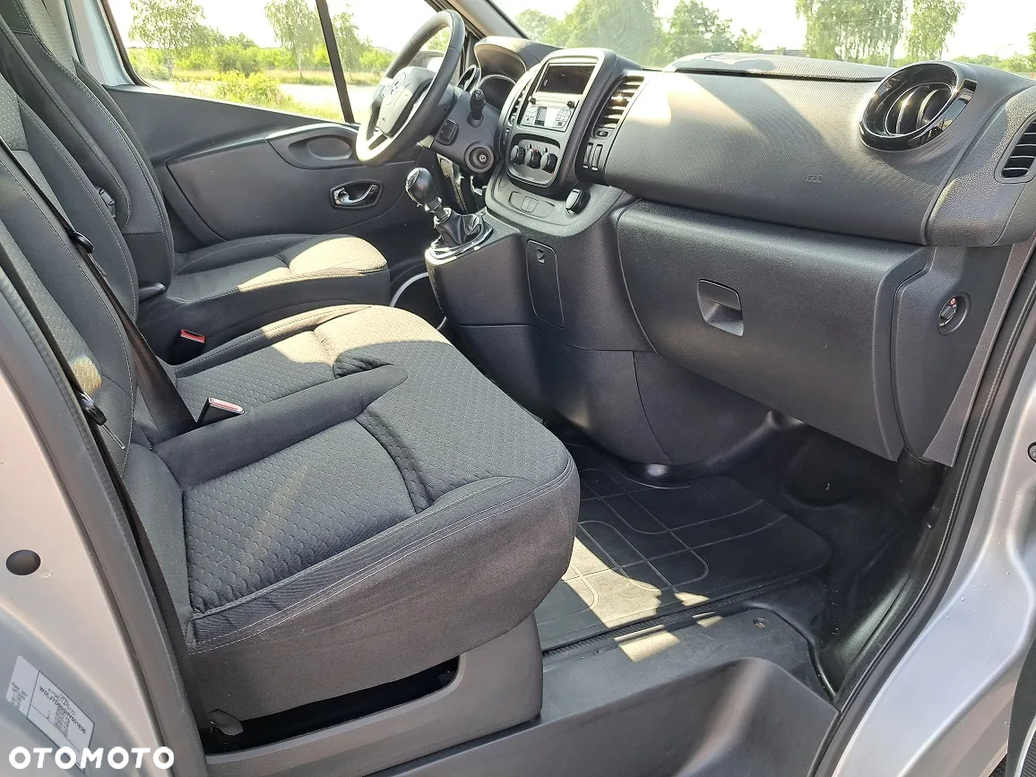 Opel Vivaro - 14