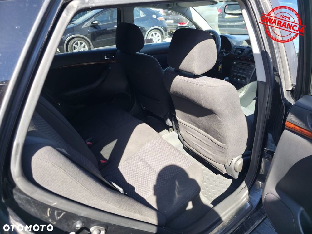 Toyota Avensis - 22