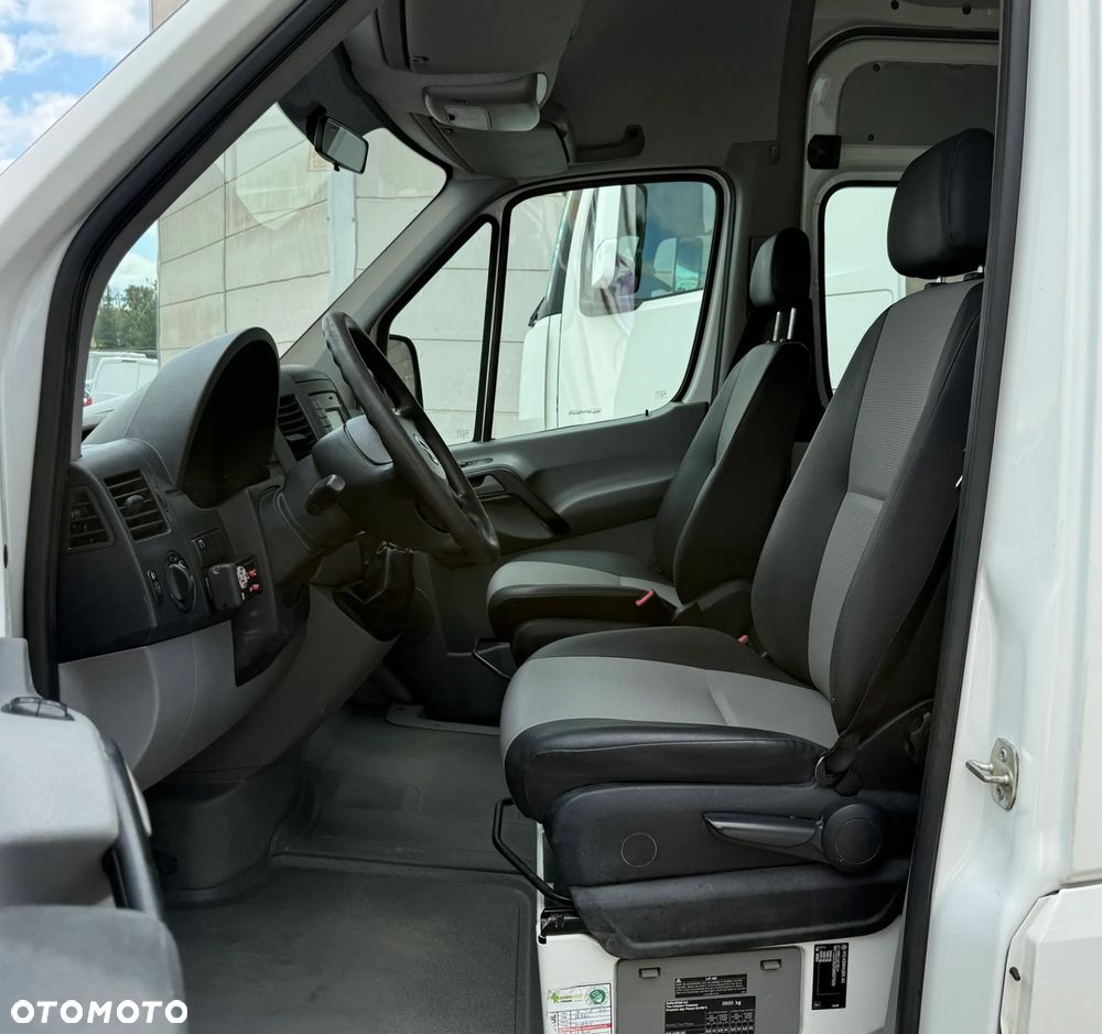 Volkswagen Crafter - 10