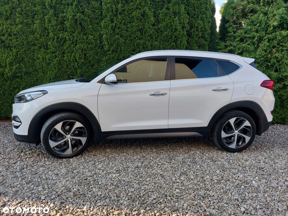 Hyundai Tucson 2.0 CRDI BlueDrive Style 2WD - 2