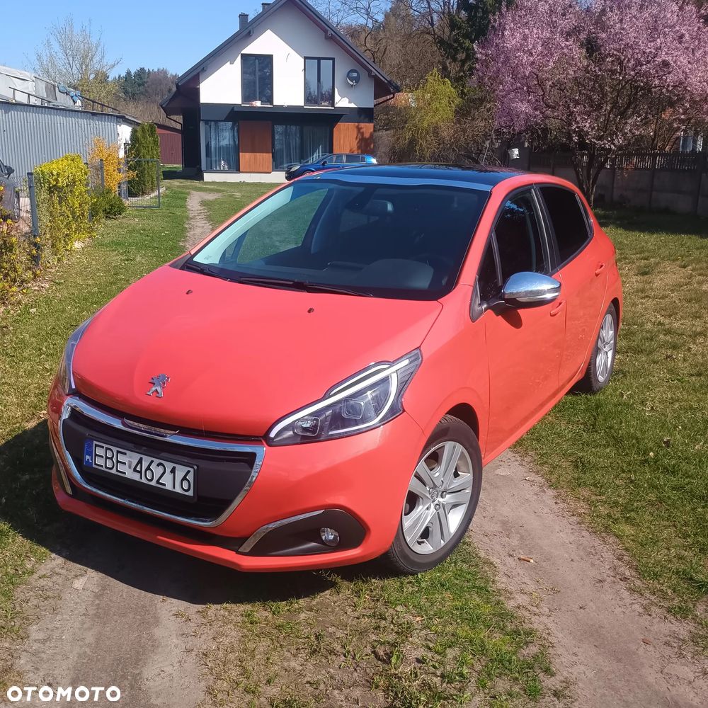 Peugeot 208 1.2 PureTech Style - 1