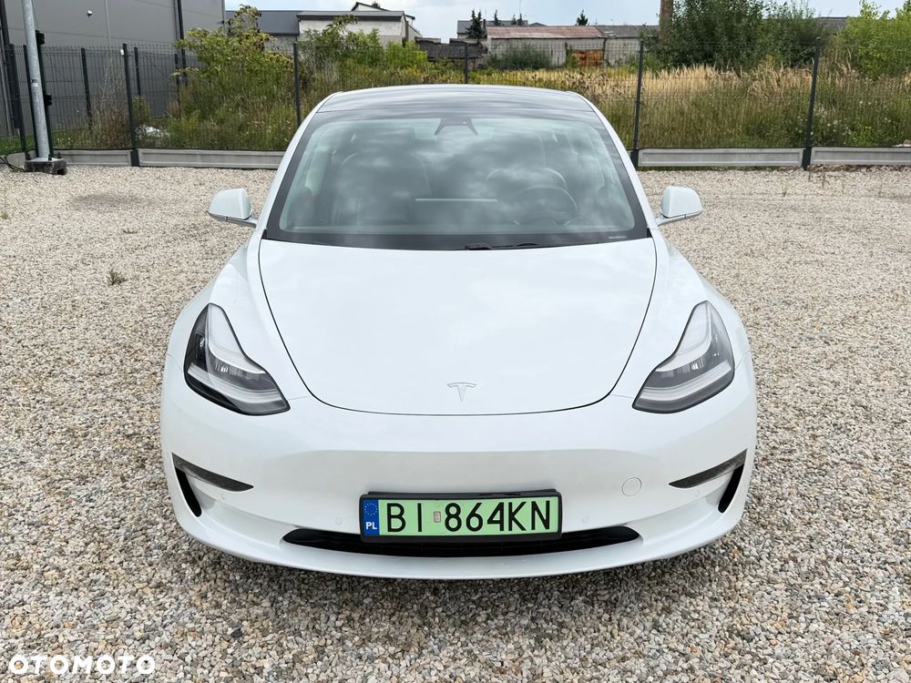 Tesla Model 3 - 13
