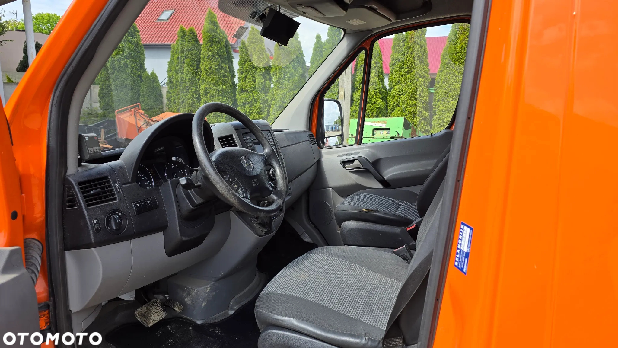 Mercedes-Benz SPRINTER - 3