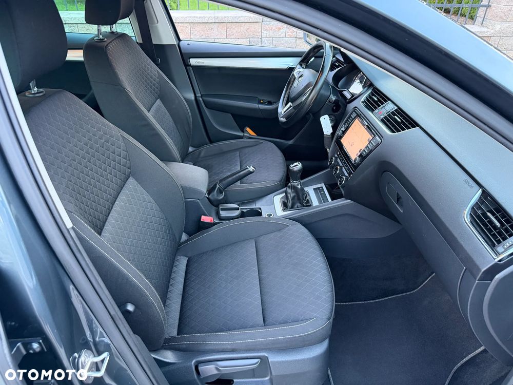 Skoda Octavia 1.6 TDI DPF Elegance - 10