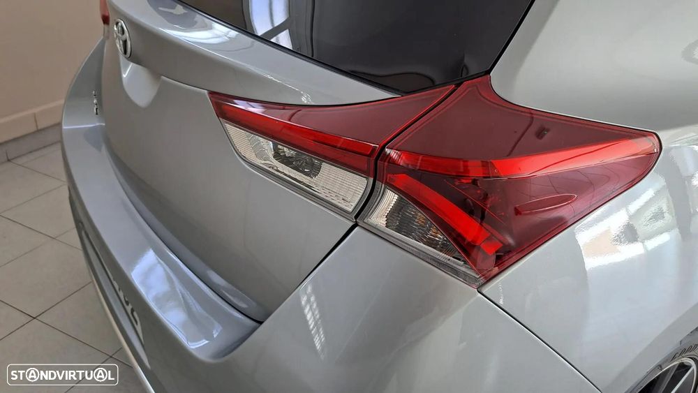 Toyota Auris 1.2T Exclusive - 20