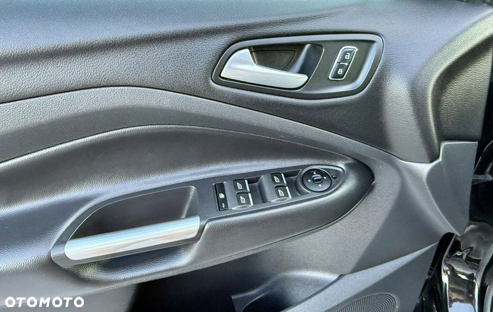 Ford Kuga 2.0 TDCi 4x4 Individual - 33