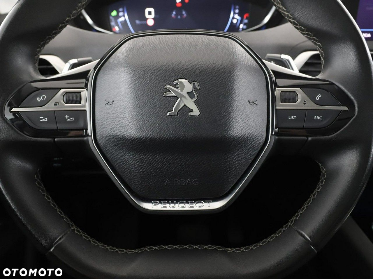 Peugeot 3008 1.2 PureTech Allure Pack S&S EAT8 - 21