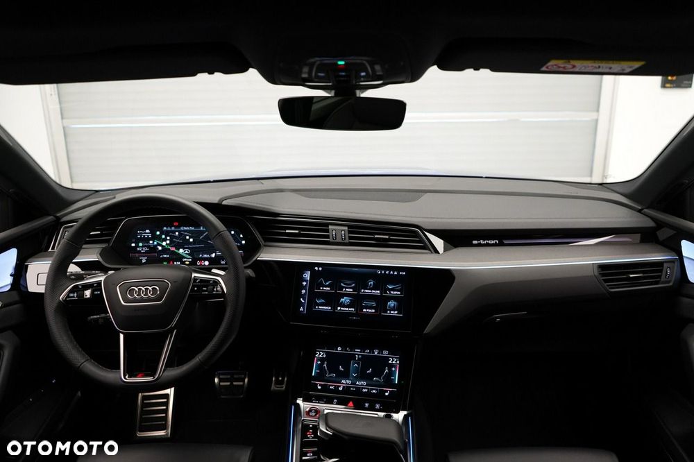 Audi SQ8 e-tron - 15