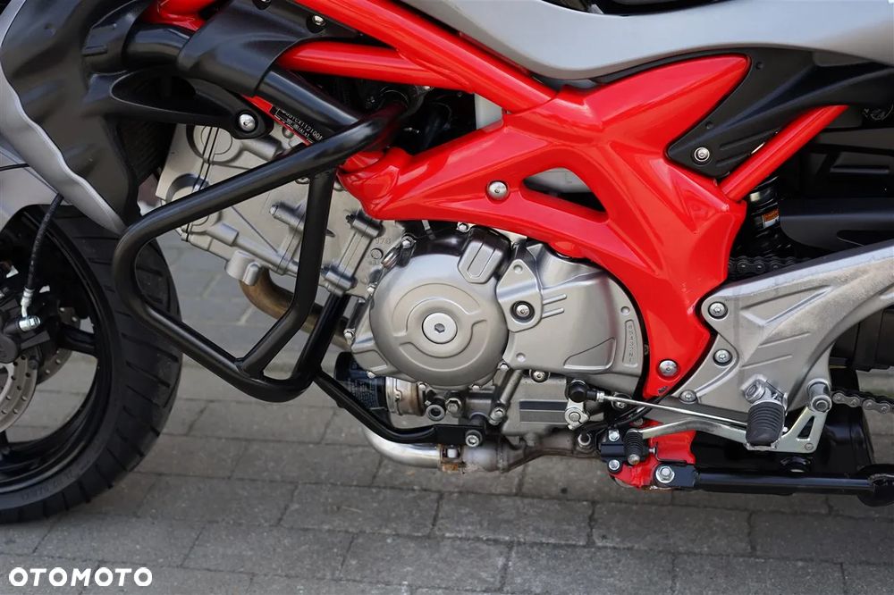 Suzuki Gladius - 28
